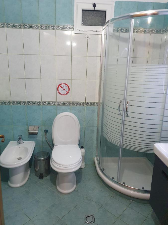 Guesthouse Family Doko Berat Ngoại thất bức ảnh