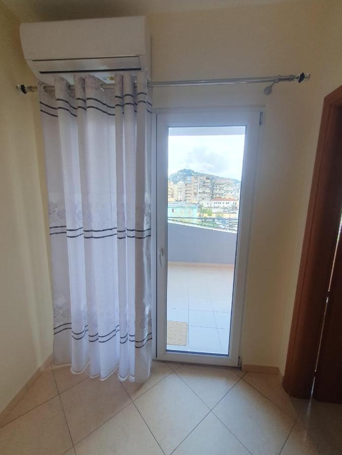 Guesthouse Family Doko Berat Ngoại thất bức ảnh
