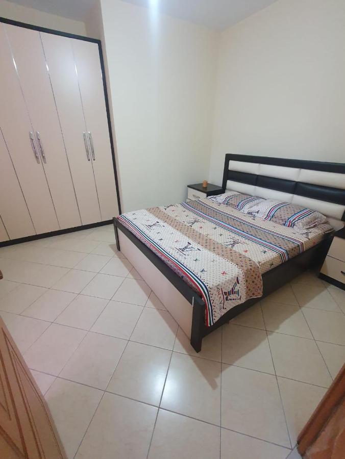 Guesthouse Family Doko Berat Ngoại thất bức ảnh